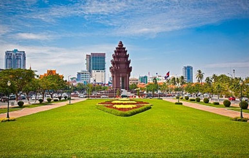 K9 Riverside Hotel Phnom Penh Exterior foto